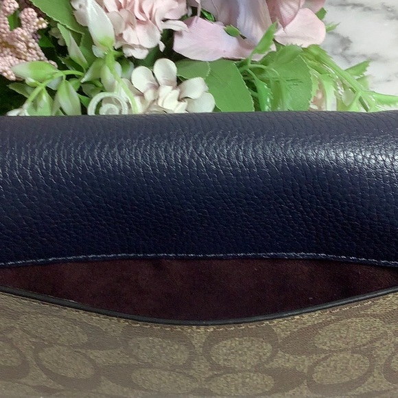 NWT Coach Khaki Midnight Signature Print Chain Crossbody - Picture 6 of 8